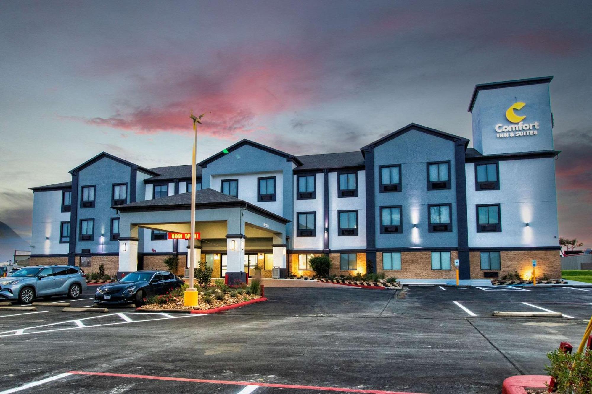 Best Western Plus Schulenburg Inn & Suites Экстерьер фото