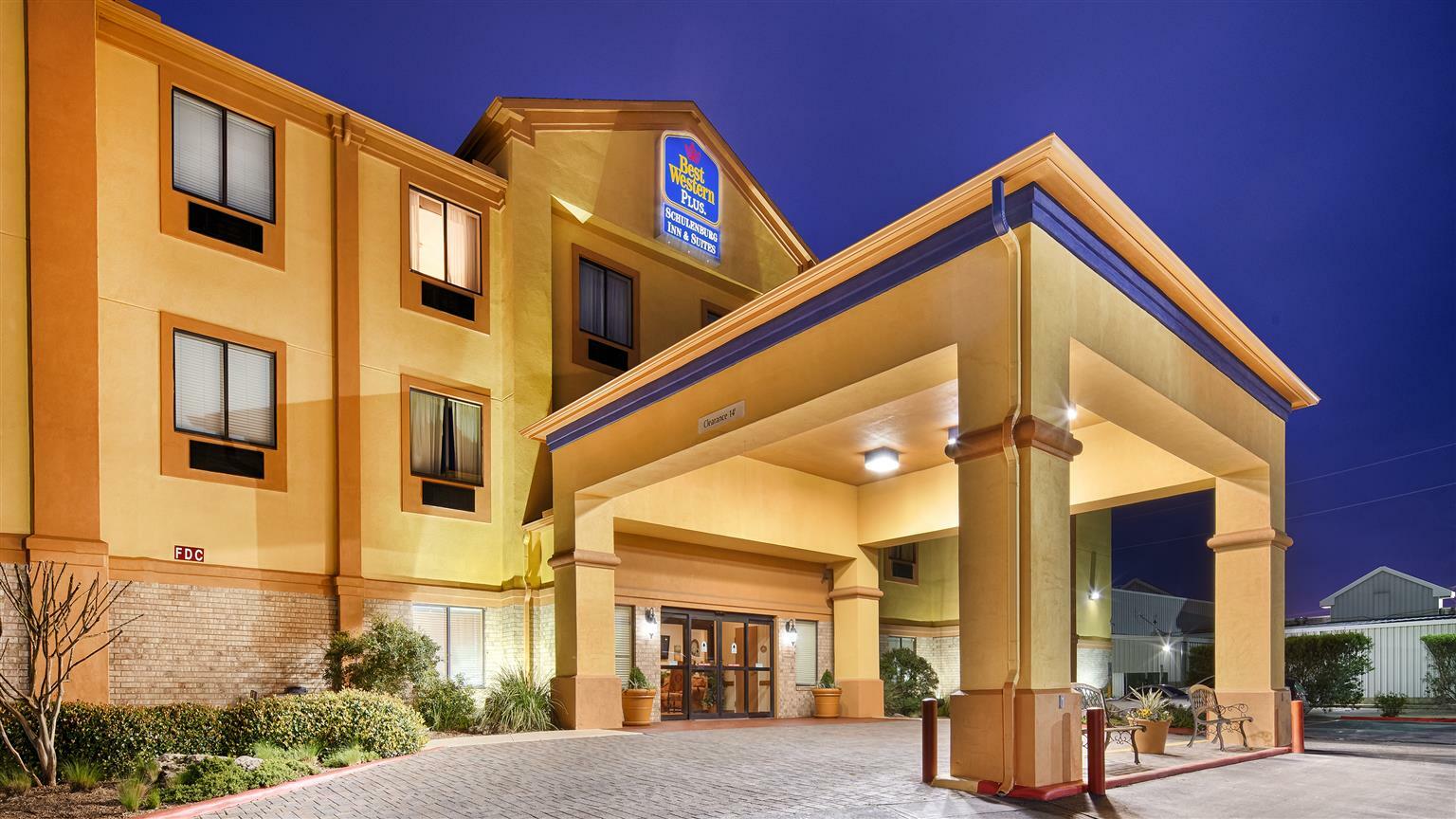 Best Western Plus Schulenburg Inn & Suites Экстерьер фото